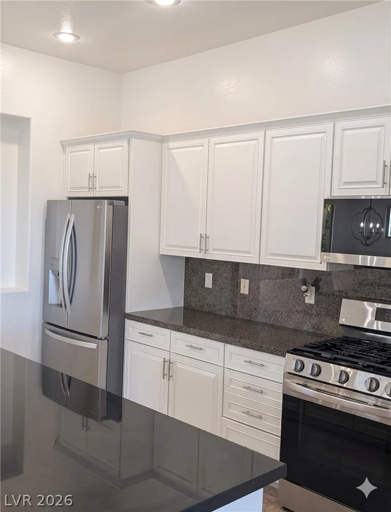 17 Glade Water, Henderson, NV 89052