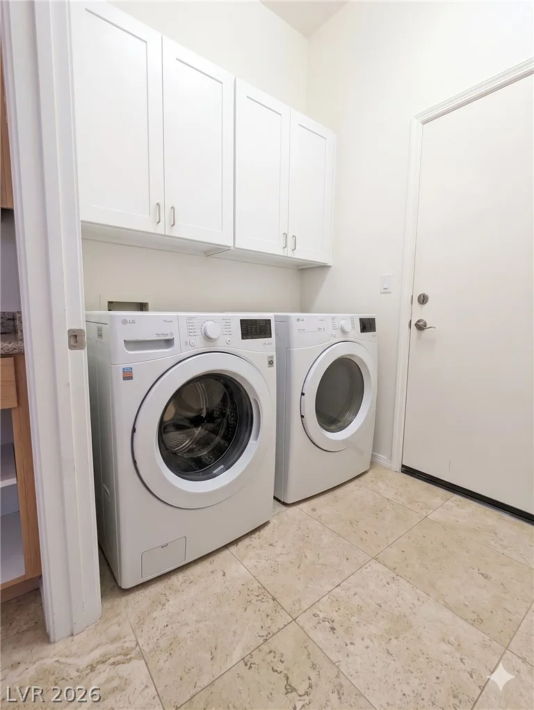 17 Glade Water, Henderson, NV 89052