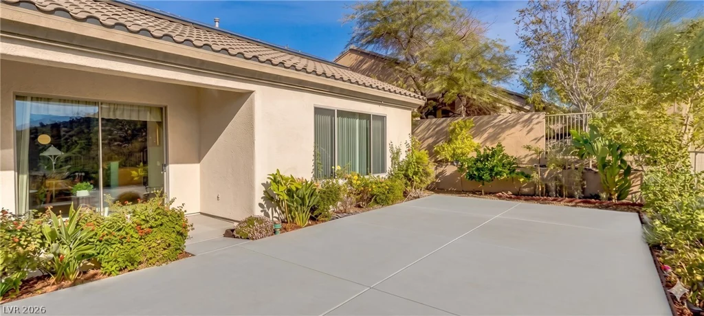 17 Glade Water, Henderson, NV 89052
