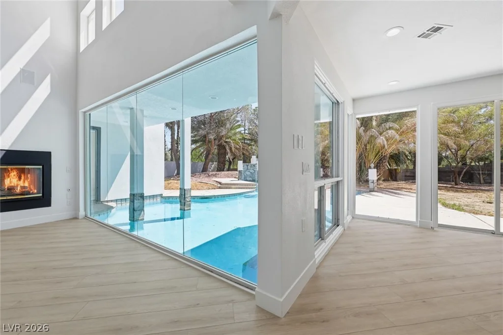 8821 Greensboro, Las Vegas, NV 89134