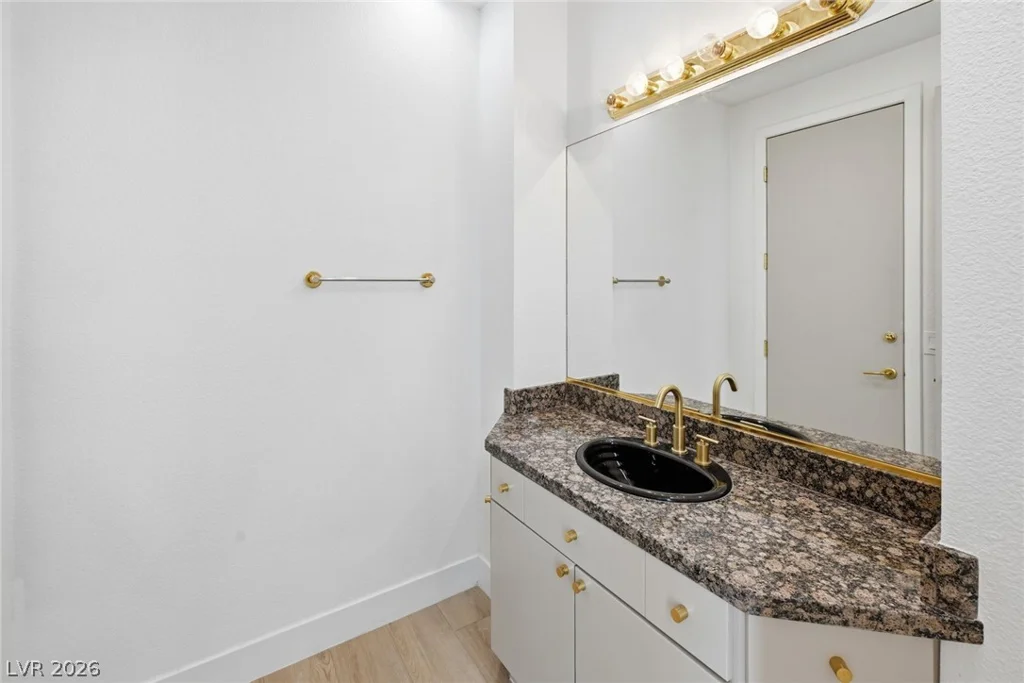 8821 Greensboro, Las Vegas, NV 89134
