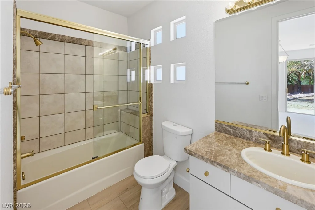 8821 Greensboro, Las Vegas, NV 89134