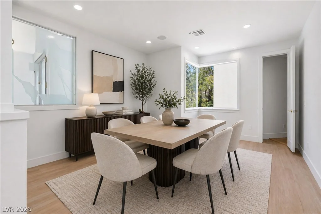 8821 Greensboro, Las Vegas, NV 89134