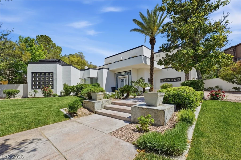 8821 Greensboro, Las Vegas, NV 89134