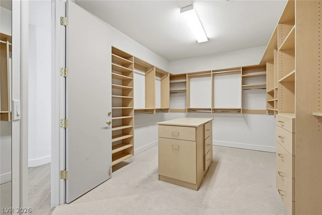 8821 Greensboro, Las Vegas, NV 89134