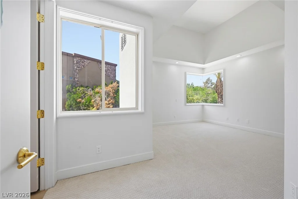 8821 Greensboro, Las Vegas, NV 89134
