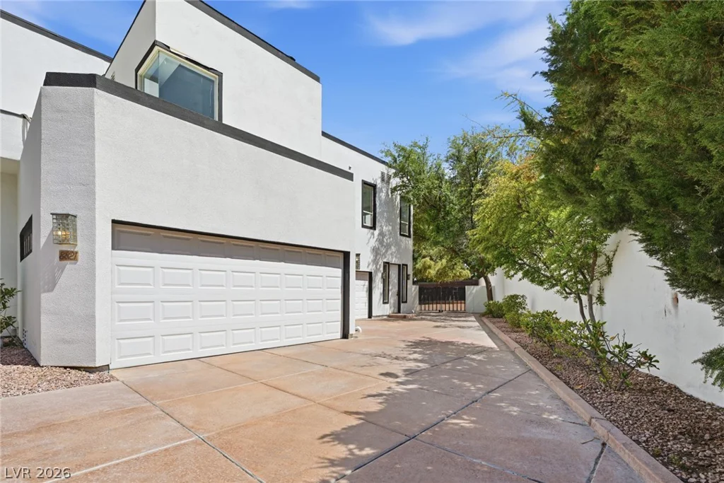 8821 Greensboro, Las Vegas, NV 89134
