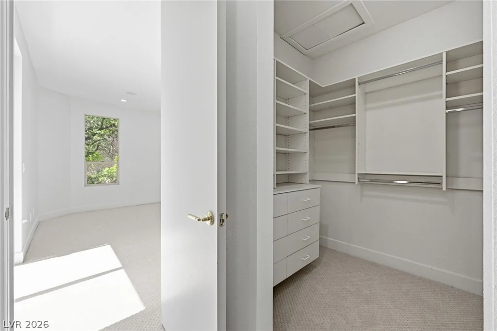 8821 Greensboro, Las Vegas, NV 89134