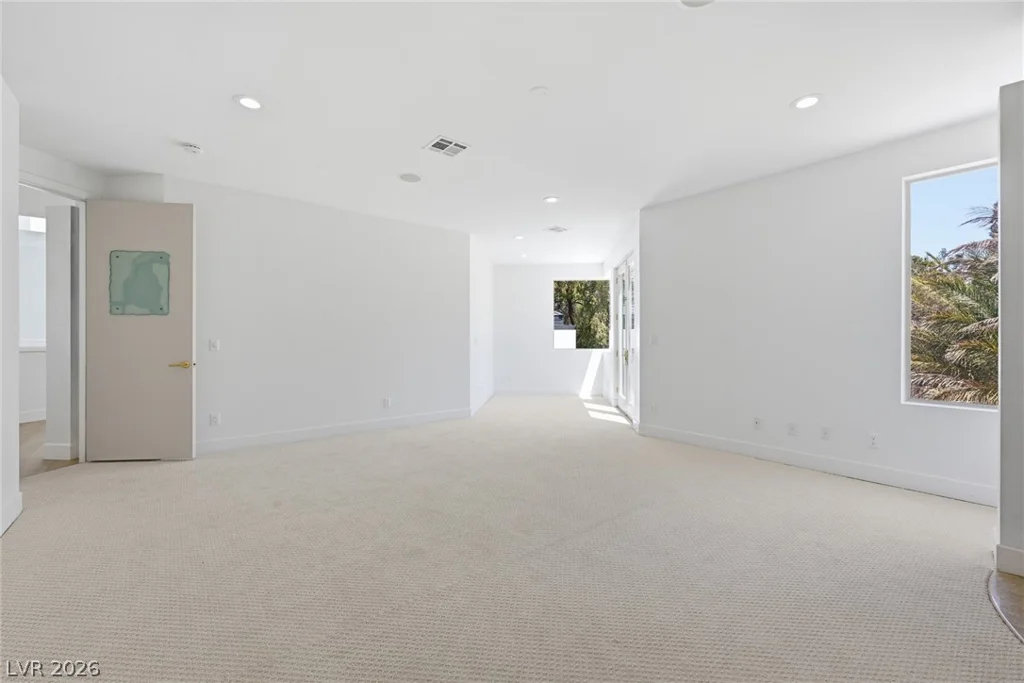 8821 Greensboro, Las Vegas, NV 89134