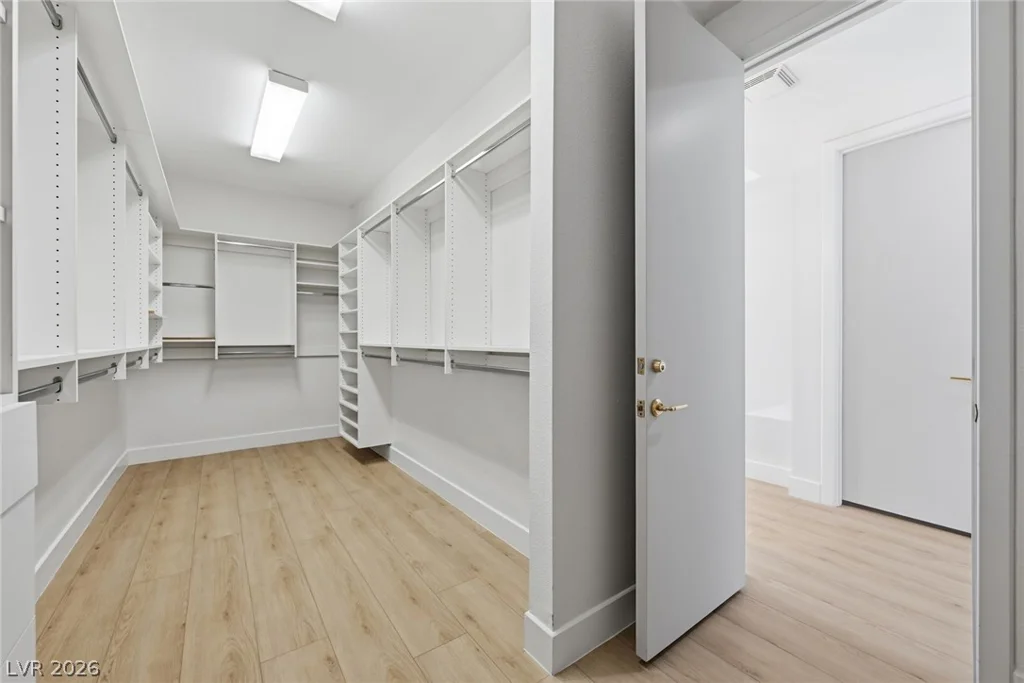 8821 Greensboro, Las Vegas, NV 89134