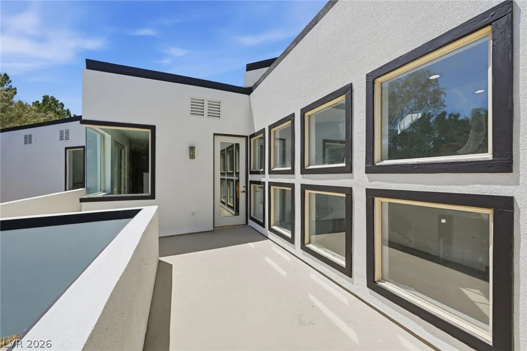 8821 Greensboro, Las Vegas, NV 89134