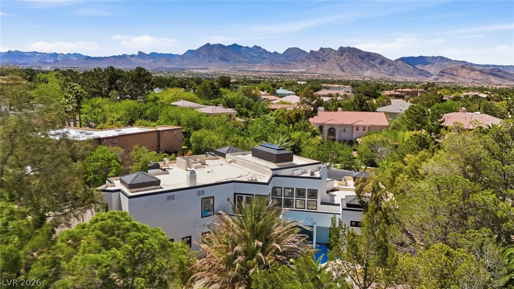8821 Greensboro, Las Vegas, NV 89134