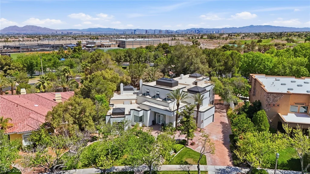 8821 Greensboro, Las Vegas, NV 89134