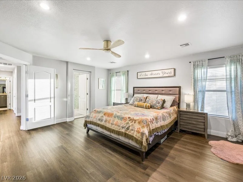 8033 Redbud Vine, North Las Vegas, NV 89085