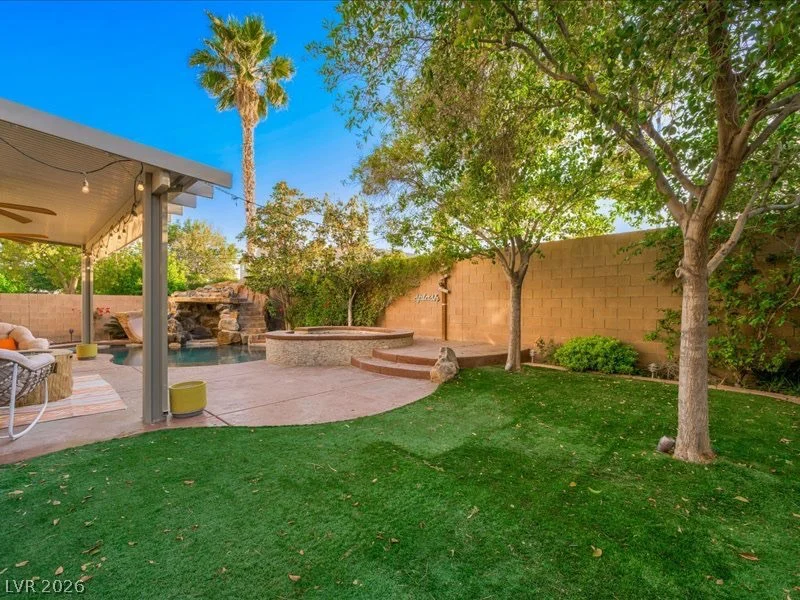 8033 Redbud Vine, North Las Vegas, NV 89085