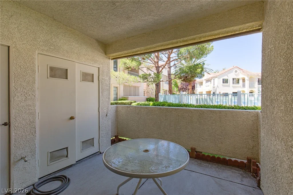 4877 Torrey Pines, Las Vegas, NV 89103