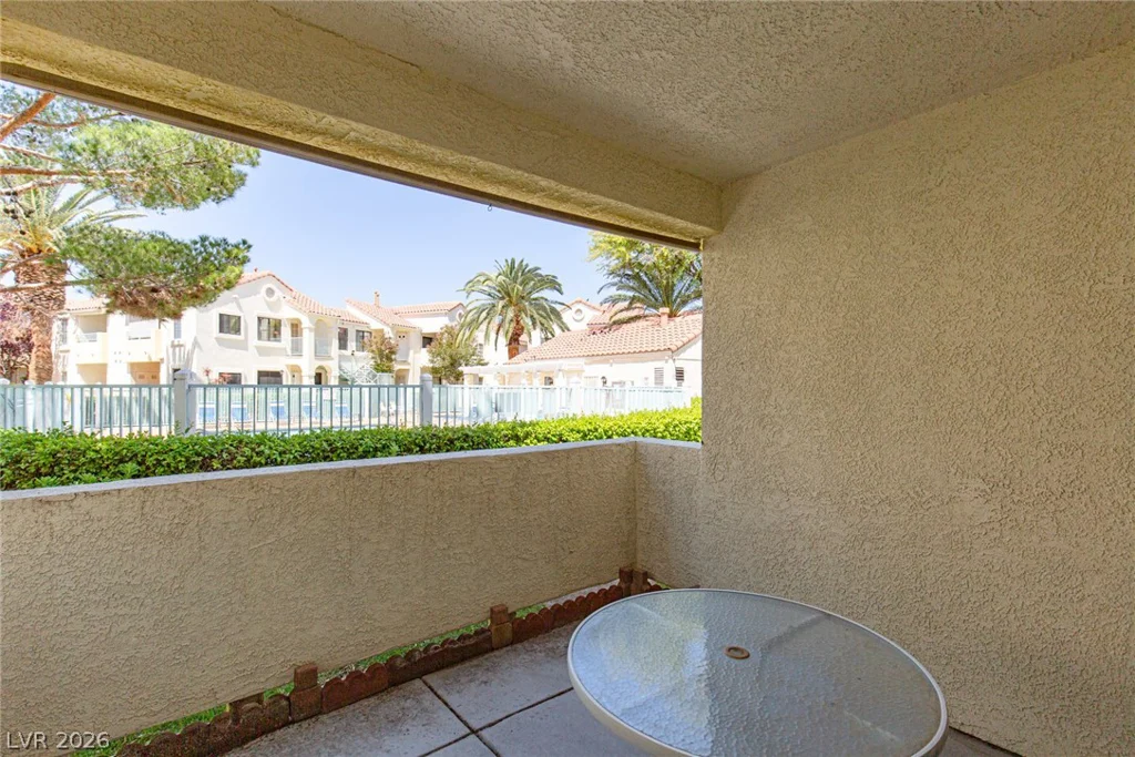 4877 Torrey Pines, Las Vegas, NV 89103