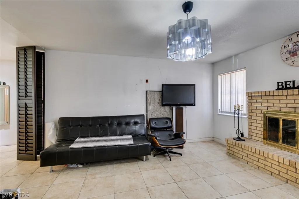 4326 Patterson, Las Vegas, NV 89104