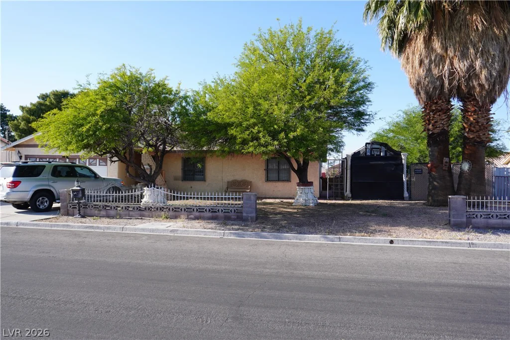 4326 Patterson, Las Vegas, NV 89104