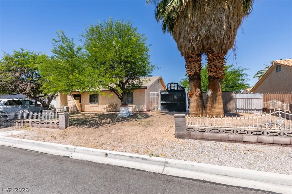 4326 Patterson, Las Vegas, NV 89104
