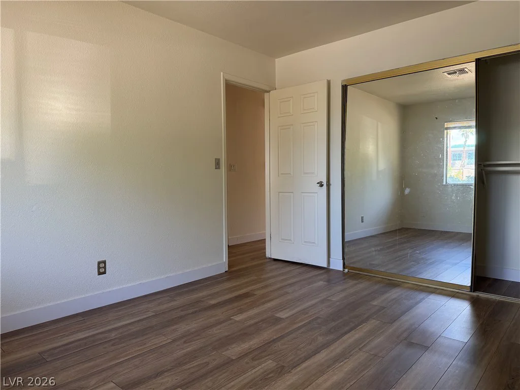 6162 Meadow Vista, Las Vegas, NV 89103