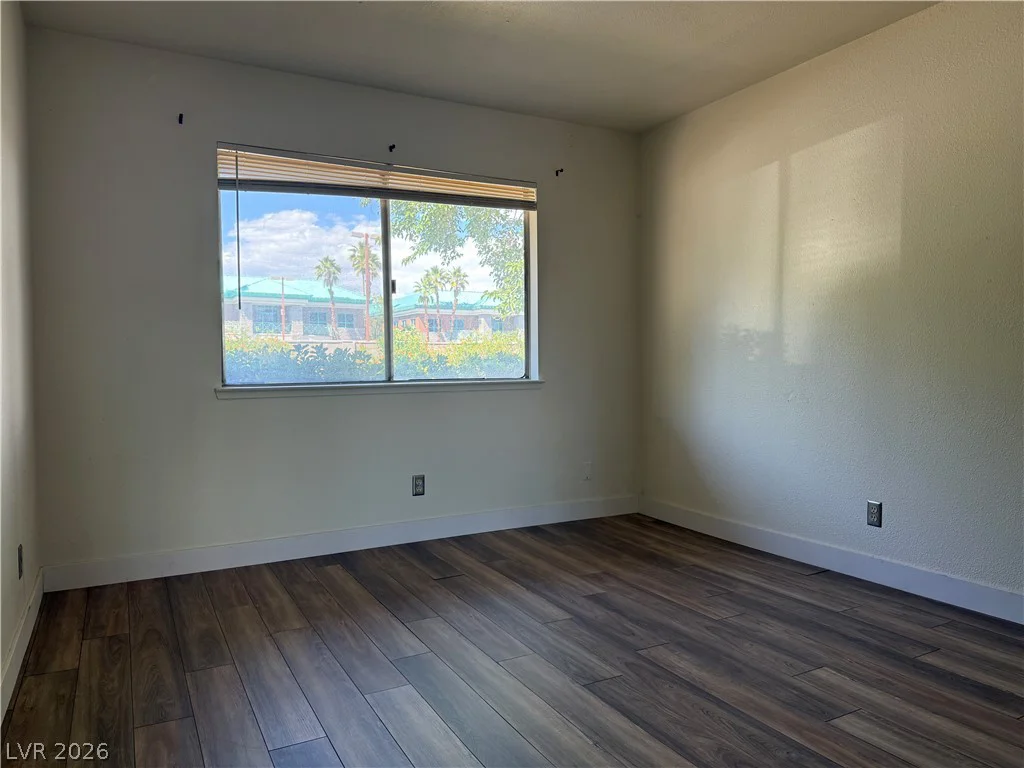 6162 Meadow Vista, Las Vegas, NV 89103