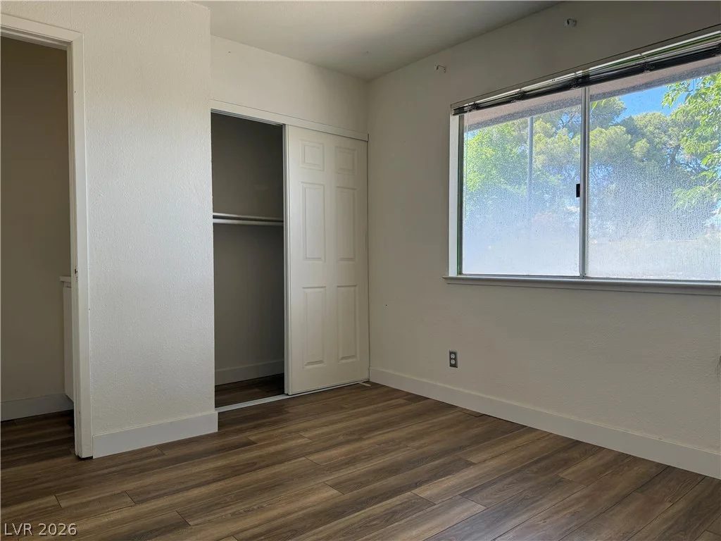 6162 Meadow Vista, Las Vegas, NV 89103