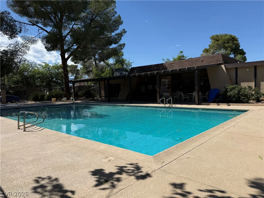 6162 Meadow Vista, Las Vegas, NV 89103