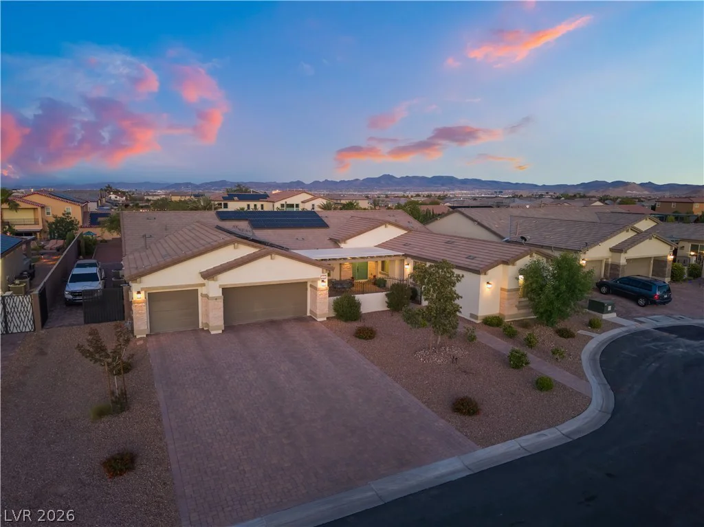 8626 Home Gate, Las Vegas, NV 89113