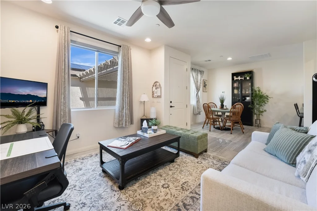 8626 Home Gate, Las Vegas, NV 89113