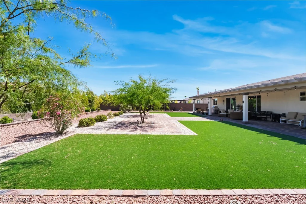 8626 Home Gate, Las Vegas, NV 89113