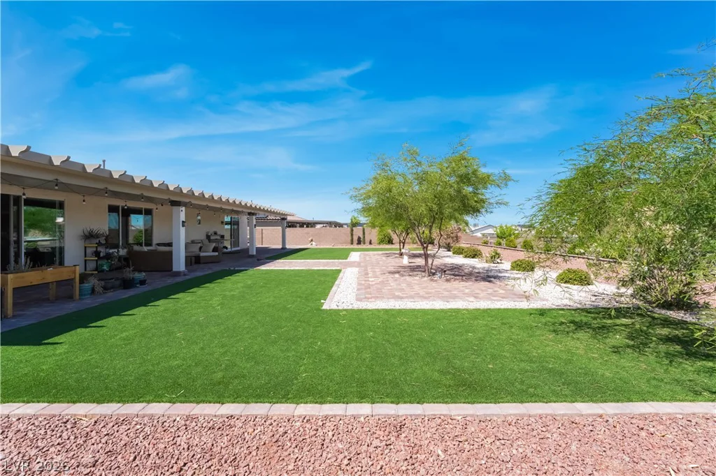 8626 Home Gate, Las Vegas, NV 89113