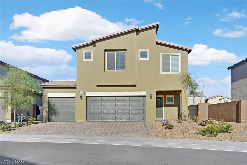 1842 Farah Falls, North Las Vegas, NV 89084