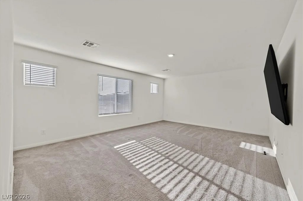 1842 Farah Falls, North Las Vegas, NV 89084
