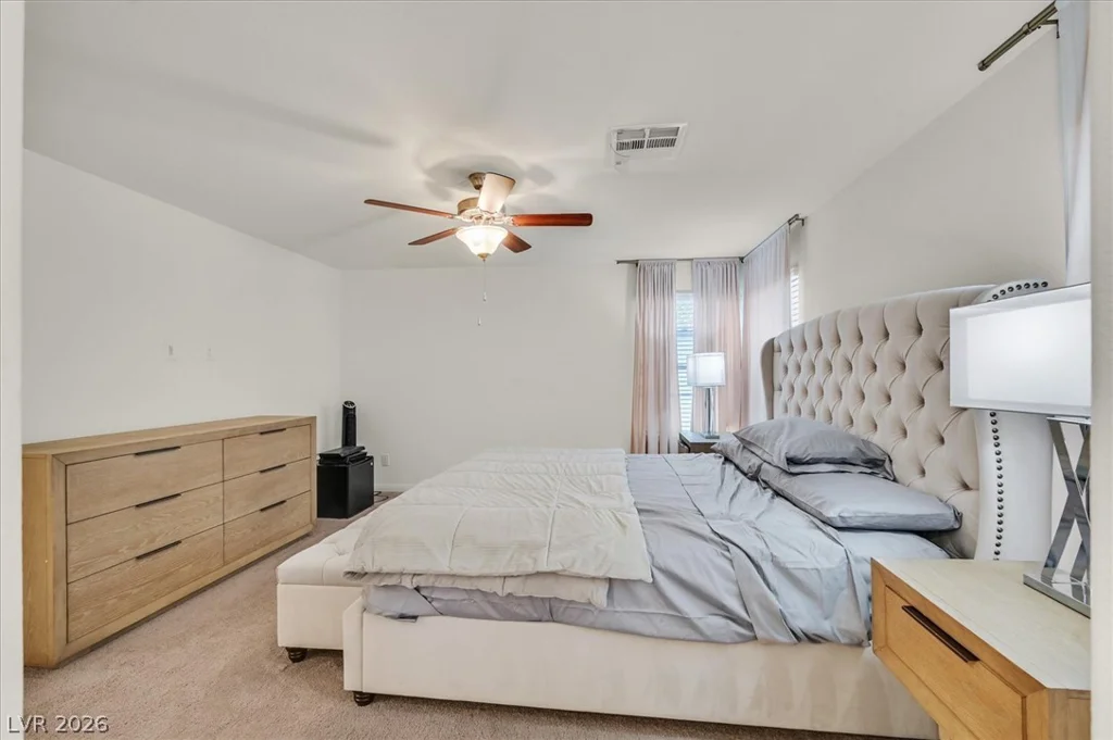 1842 Farah Falls, North Las Vegas, NV 89084
