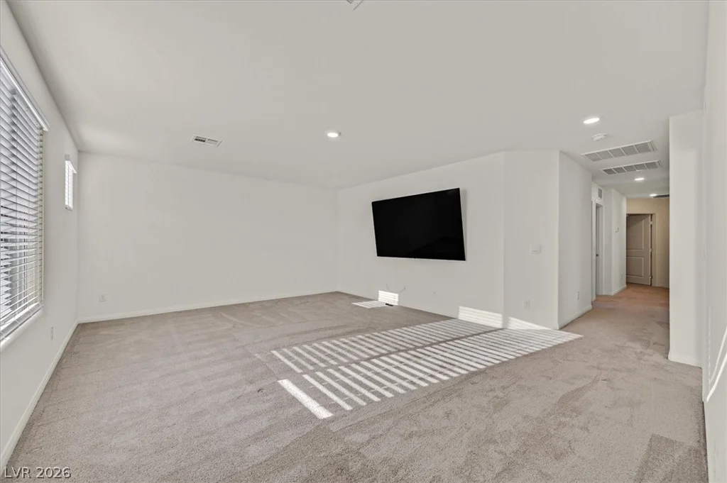 1842 Farah Falls, North Las Vegas, NV 89084