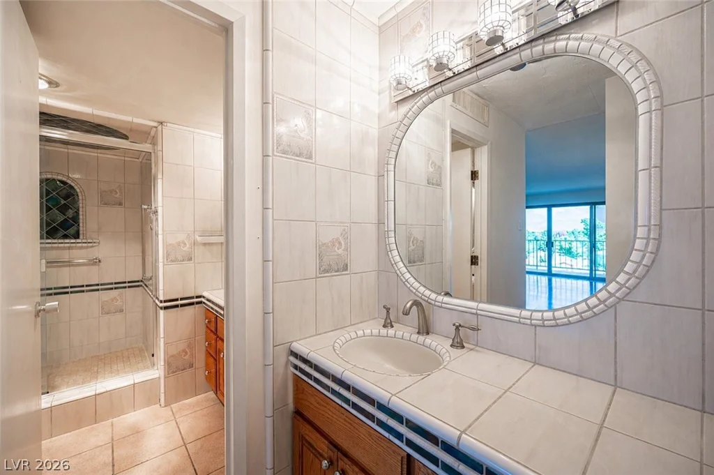 3111 Bel Air, Las Vegas, NV 89109