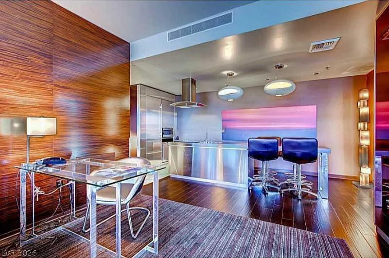 4381 Flamingo, Las Vegas, NV 89103