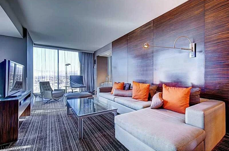 4381 Flamingo, Las Vegas, NV 89103