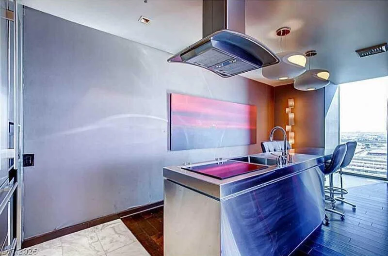 4381 Flamingo, Las Vegas, NV 89103