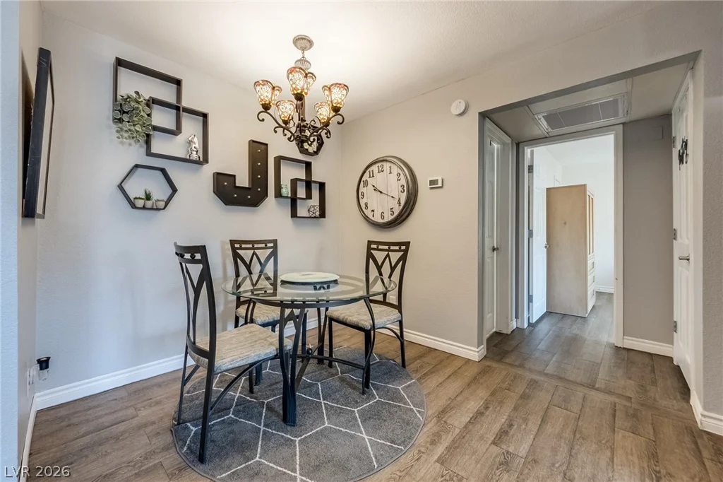 2451 Rainbow, Las Vegas, NV 89108