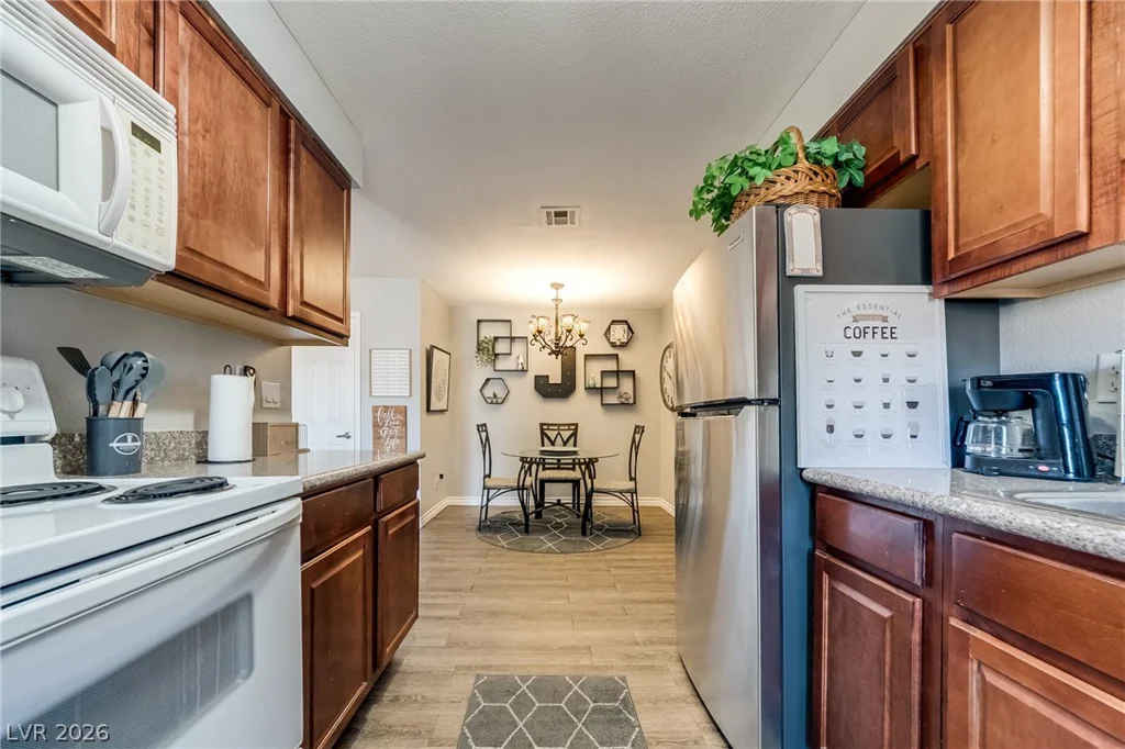 2451 Rainbow, Las Vegas, NV 89108