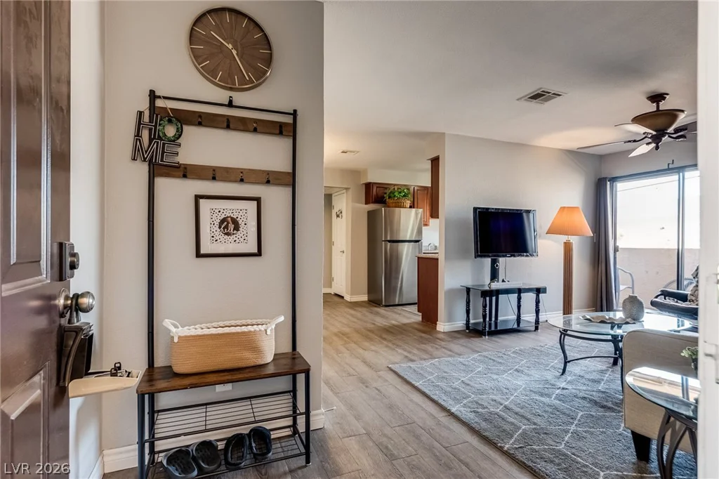 2451 Rainbow, Las Vegas, NV 89108