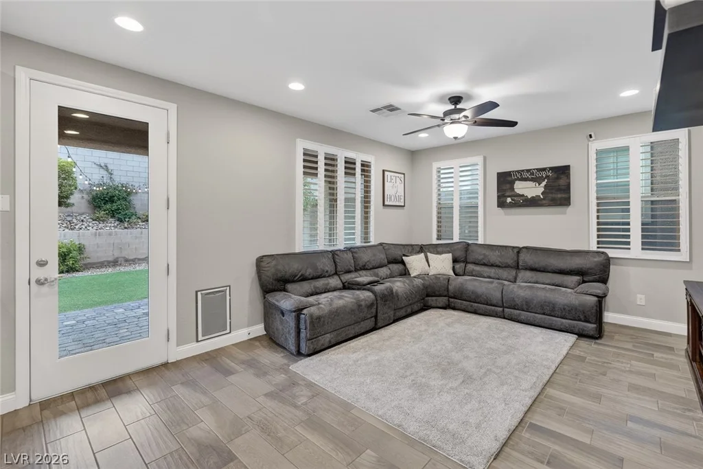 8623 Reynolds Spring, Las Vegas, NV 89178