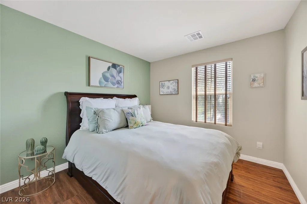 7887 Shoreline Ridge, Las Vegas, NV 89166