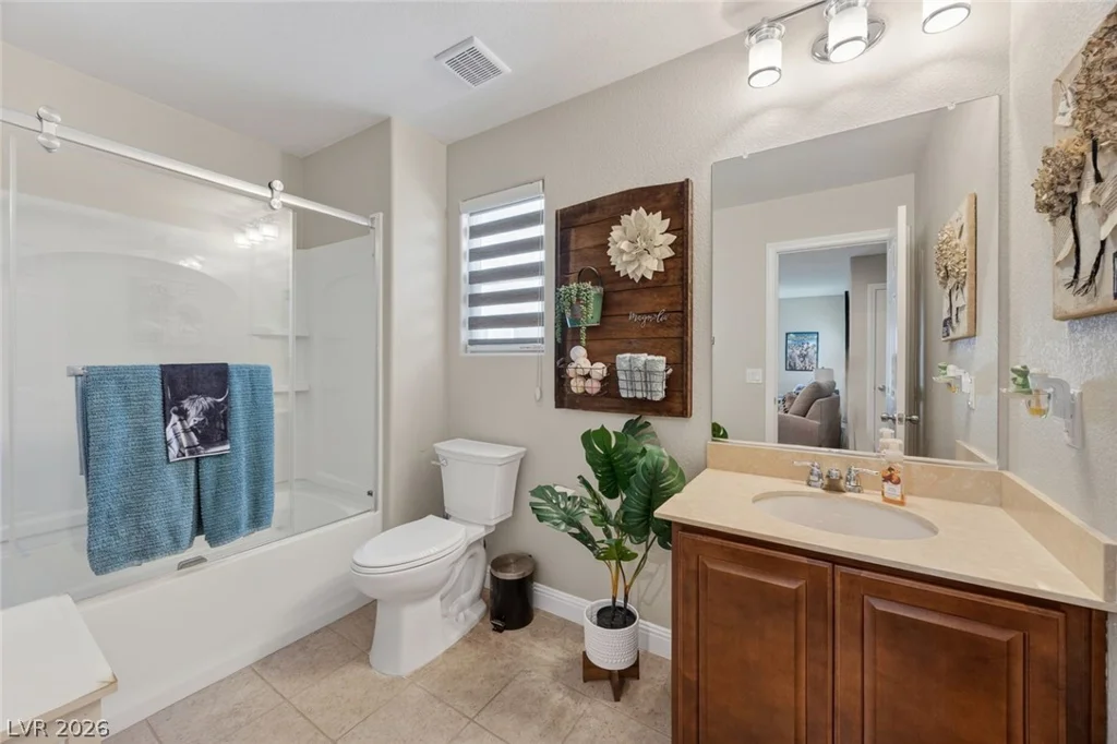 7887 Shoreline Ridge, Las Vegas, NV 89166