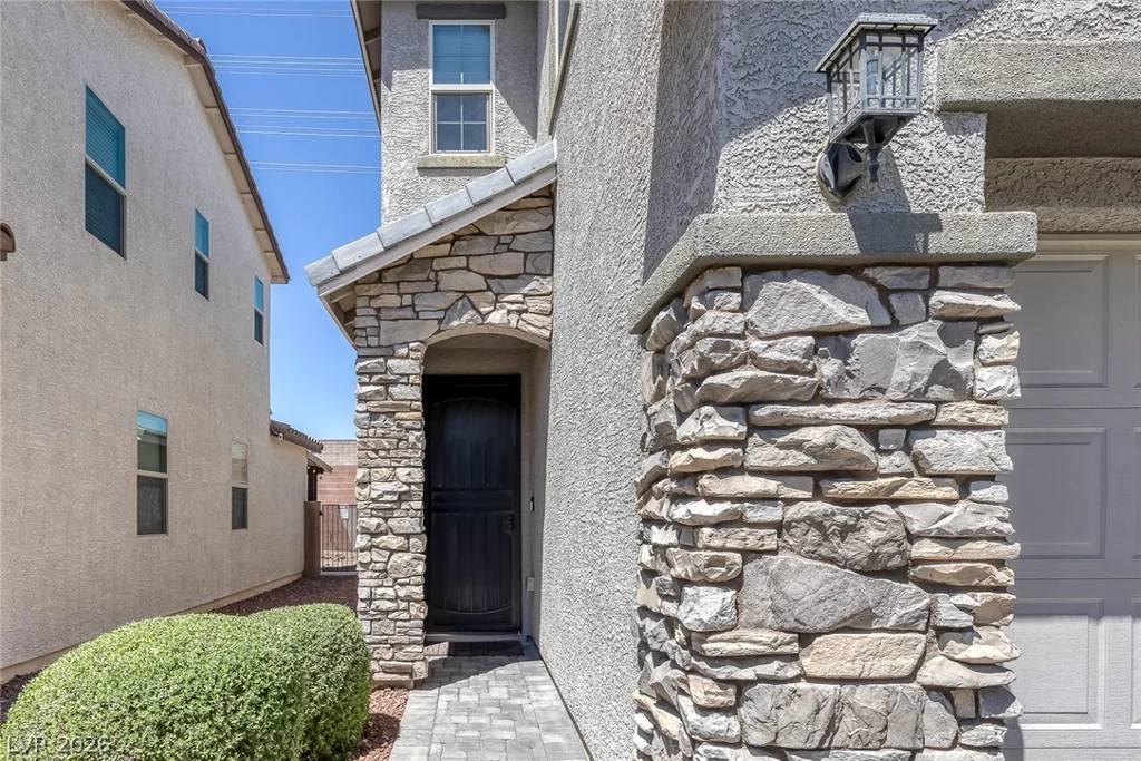 7887 Shoreline Ridge, Las Vegas, NV 89166