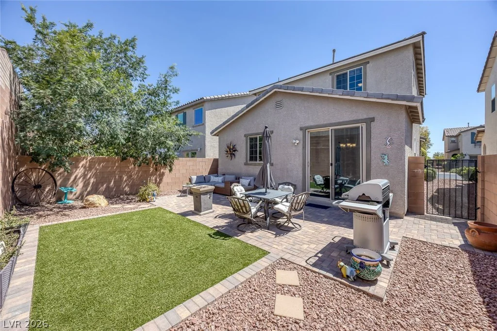 7887 Shoreline Ridge, Las Vegas, NV 89166