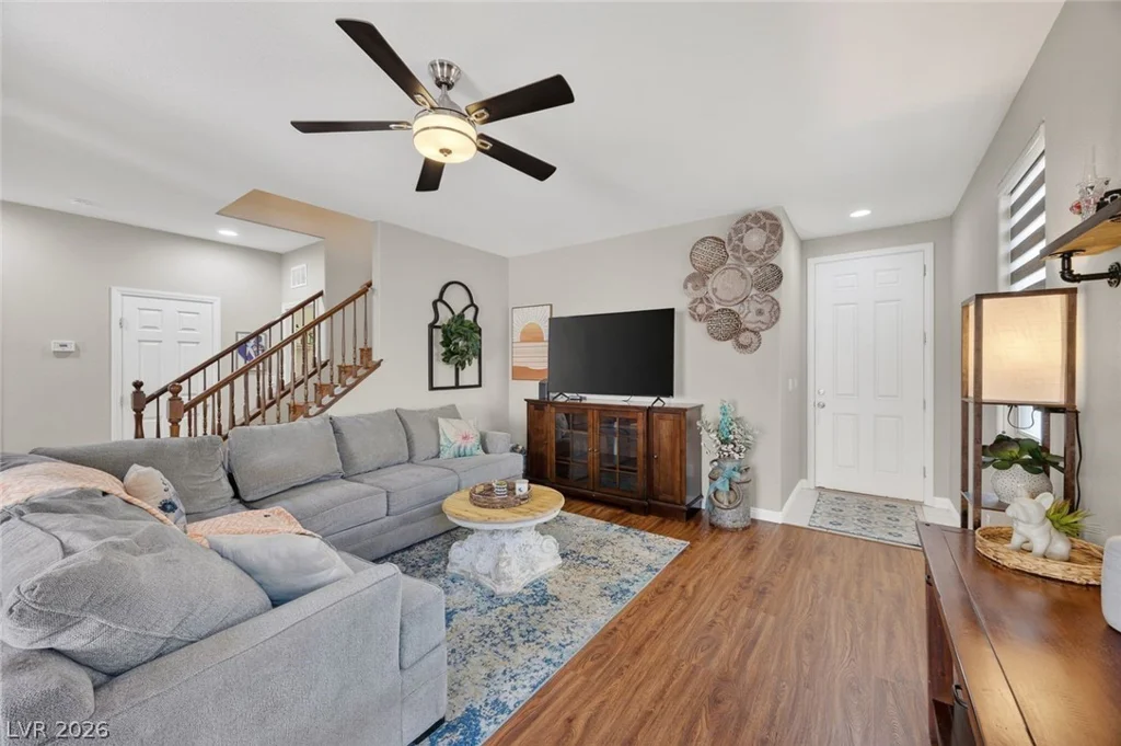 7887 Shoreline Ridge, Las Vegas, NV 89166