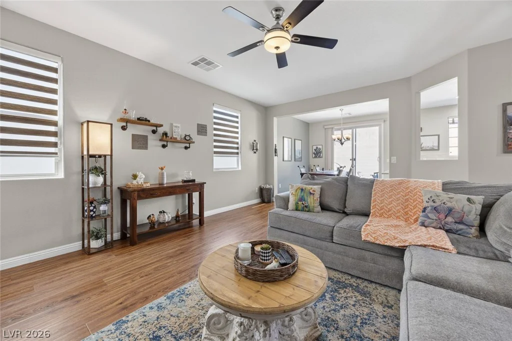 7887 Shoreline Ridge, Las Vegas, NV 89166